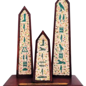 المسلة فسيفساء من الرخام